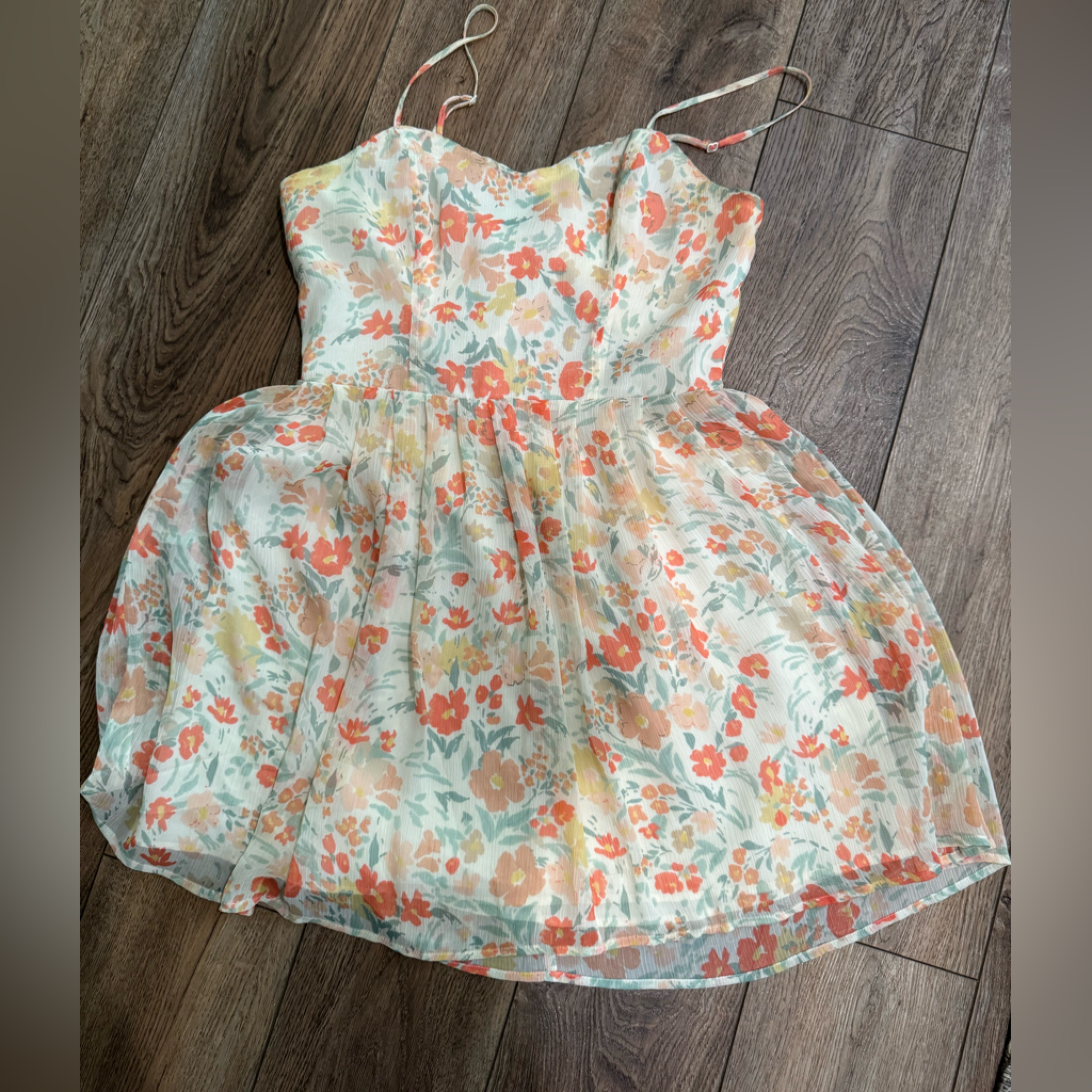 Jack By Bb Dakato Casual Cream Floral Correl Summer Dress